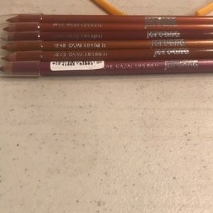 New Jordana lip liners